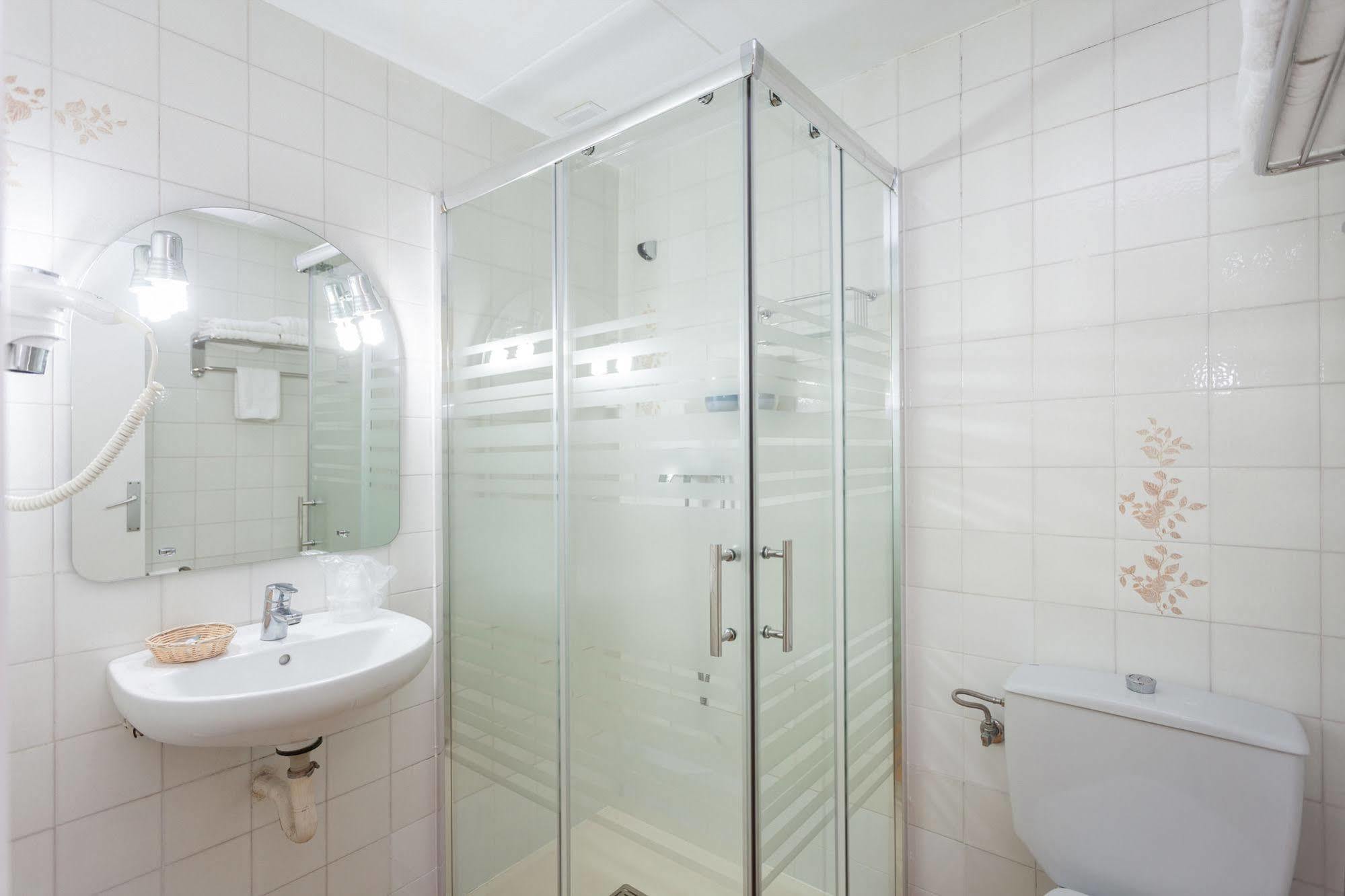 La Premsa Guest house 3*