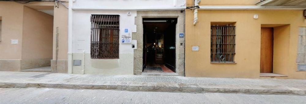 La Premsa Pensión 3*